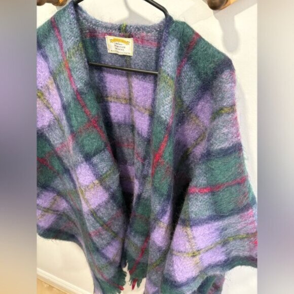 JAMES PRINGLE WEAVERS SHAWL - Picture 2 of 6